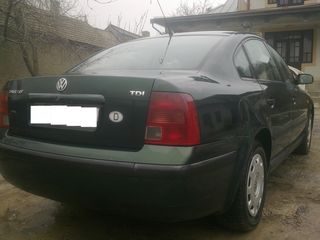 Volkswagen Passat foto 3