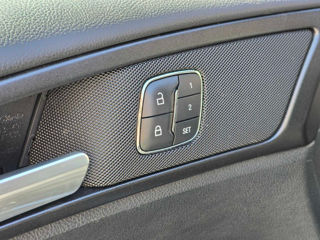 Ford Fusion foto 11