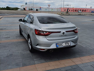 Renault Megane foto 2