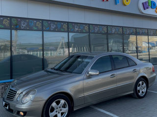 Mercedes E-Class foto 8