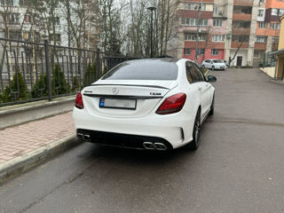 Mercedes C-Class foto 4