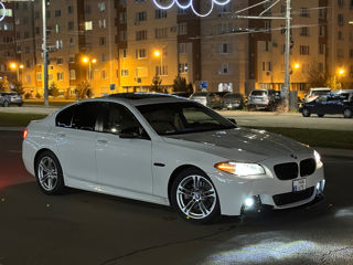 BMW 5 Series foto 4