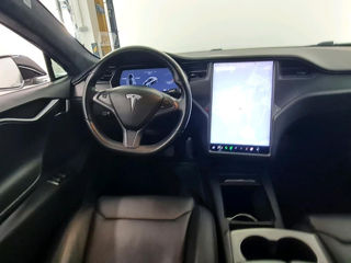 Tesla Model S foto 9