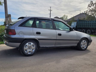 Opel Astra foto 3