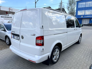 Volkswagen Transporter 6 Locuri 4x4  foto 2