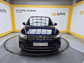 Volkswagen Tiguan foto 2