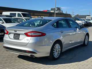 Ford Fusion foto 3