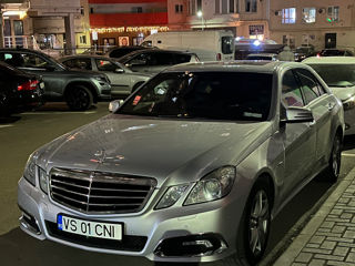 Mercedes E-Class foto 1