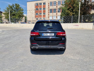 Mercedes GLC foto 6