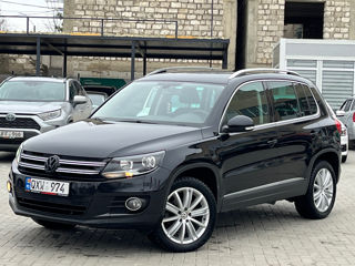 Volkswagen Tiguan foto 2