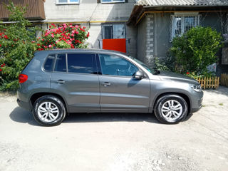 Volkswagen Tiguan foto 2