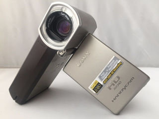 De vanzare camera video Sony HDR-TG3E