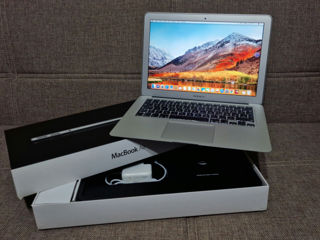 MacBook Air i5