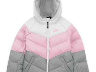 Куртка Nike оригинал (Adidas guess Hugo Boss пуховик )