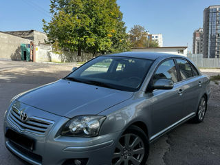 Toyota Avensis foto 3