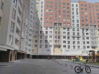 Spatiu comercial in bloc nou.Комерческое помещение в новострое. foto 7