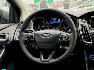 Ford Focus foto 11