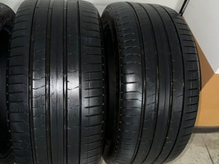 Vând Set 4 Anvelope Pirelli (400€) foto 3