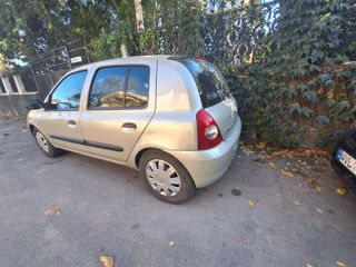 Renault Clio foto 5