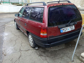 Opel Astra foto 3