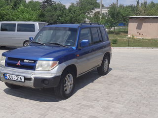 Mitsubishi Pajero Pinin foto 2