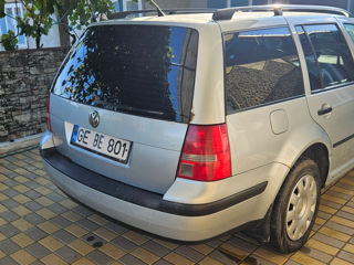 Volkswagen Golf foto 2