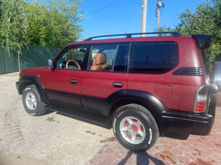 Toyota Land Cruiser Prado foto 4