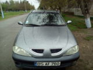 Renault Megane foto 1