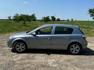 Opel Astra фото 4