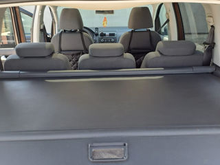 Volkswagen Touran фото 9