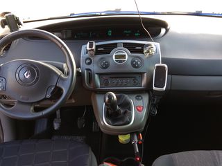 Renault Grand Scenic foto 1