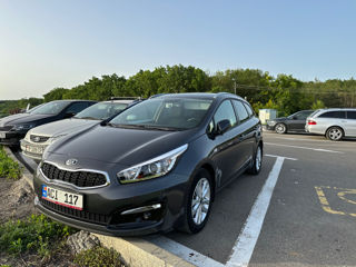 KIA Ceed foto 2