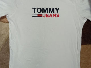 Tommy jeans foto 3