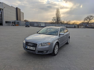 Audi A4 foto 1