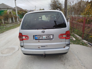 Volkswagen Sharan foto 7