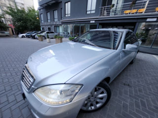 Mercedes S-Class