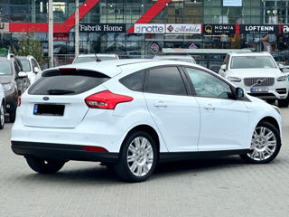 Ford Focus foto 4