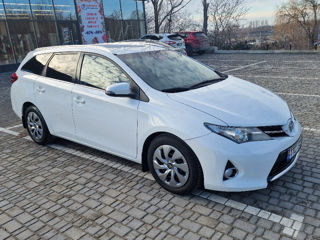 Toyota Auris foto 3