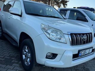 Toyota Land Cruiser Prado foto 2