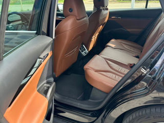 Skoda Enyaq фото 6