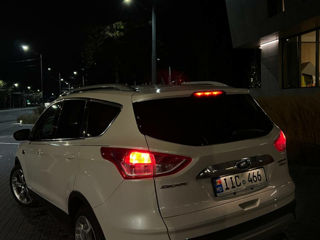 Ford Escape foto 4