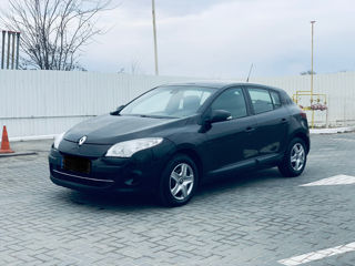 Renault Megane foto 2