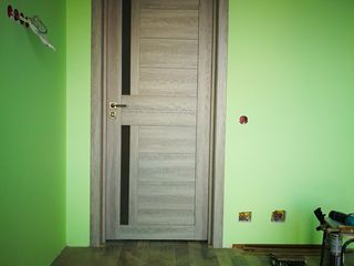 Instalarea ușilor de interior, установка замков, монтаж дверей foto 1