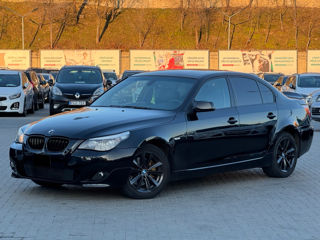 BMW 5 Series foto 3