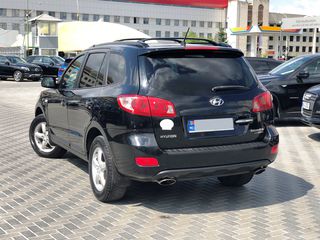 Hyundai Santa FE foto 2