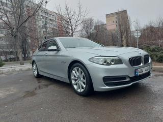 BMW 5 Series фото 3