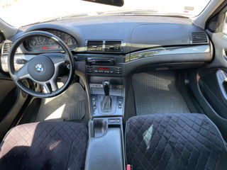 BMW 3 Series foto 7