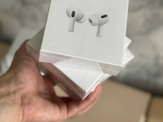 Casti AirPods foto 1