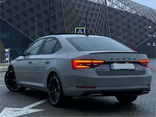 Skoda Superb foto 4