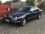 Mercedes E Class foto 1